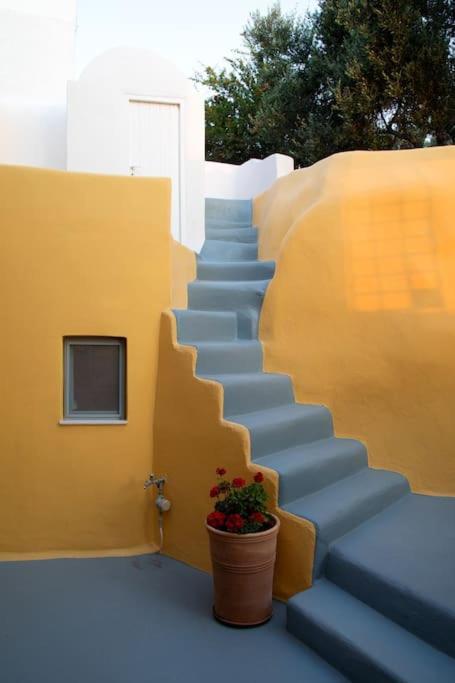 Hermes Cave House By Oias Local Cave Houses المظهر الخارجي الصورة